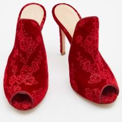 Pre Owned Gianvito Rossi Red Shanghai Embroidered Velvet Mules Size 36.5