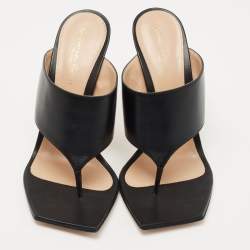 Pre Owned Gianvito Rossi Black Leather Slides Size 38