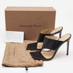 Pre Owned Gianvito Rossi Black Leather Thong Slide Sandals Size 40.5