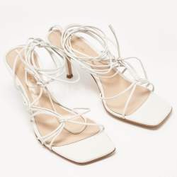 Pre Owned Gianvito Rossi White Leather Sylvie Sandals Size 38.5