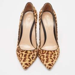 Pre Owned Gianvito Rossi Brown Calf Hair Pointed Toe Pumps Size 39