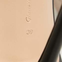 Pre Owned Gianvito Rossi Black Leather Vamp Booties Size 39