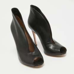 Pre Owned Gianvito Rossi Black Leather Vamp Booties Size 39
