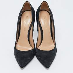 Pre Owned Gianvito Rossi Black Printed Fabric Gianvito Pumps Size 37