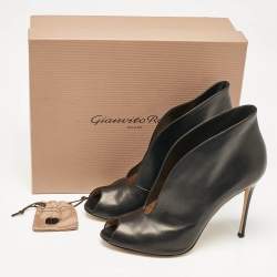 Pre Owned Gianvito Rossi Black Leather Vamp Booties Size 42