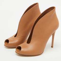 Pre Owned Gianvito Rossi Beige Leather Vamp Peep Toe Booties Size 38