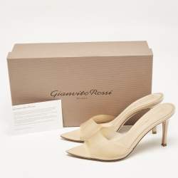 Pre Owned Gianvito Rossi Beige PVC Elle Slide Sandals Size 36.5
