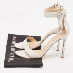 Pre Owned Gianvito Rossi White Leather Portofino Sandals Size 37.5