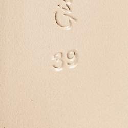 Pre Owned Gianvito Rossi Cream Patent Leather and PVC Elle Mules Size 39