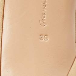 Gianvito Rossi Beige Leather Gianvito Pointed Toe Pumps Size 39