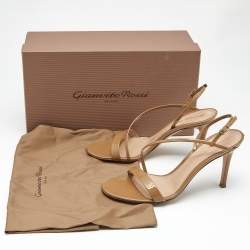 Pre Owned Gianvito Rossi Beige Patent Leather Manhattan Slingback Sandals Size 37