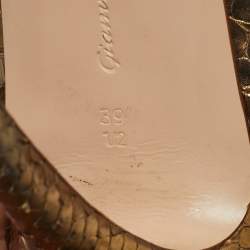 Pre Owned Gianvito Rossi Gold Snakeskin Strappy Sandals Size 39.5