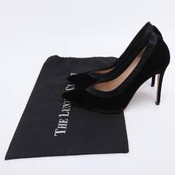 Pre Owned Gianvito Rossi Black Satin and Velvet Pumps Size 39