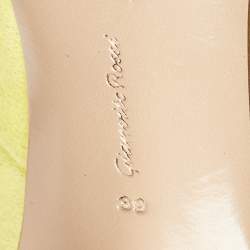 Pre Owned Gianvito Rossi Green Suede Pointed Toe Pumps Size 39