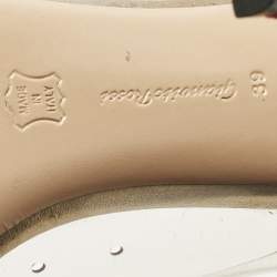 Pre Owned Gianvito Rossi Burgundy/Gold PVC and Leather Plexi  Pumps Size 39