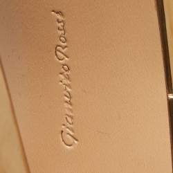 Pre Owned صندل جيانفيتو روسي أورا ذهبي جلد لامع مقاس 39