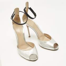Pre Owned Gianvito Rossi Silver Leather  Ankle Strap Sandals Size 39.5