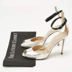 Pre Owned Gianvito Rossi Silver Leather  Ankle Strap Sandals Size 39.5