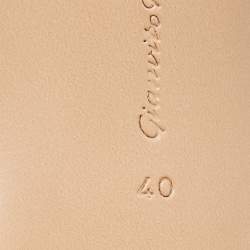 Pre Owned Gianvito Rossi Beige PVC Elle Slide Sandals Size 40