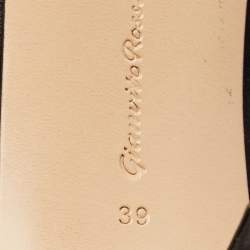 Pre Owned Gianvito Rossi Black Suede Gianvito Pointed Toe Pumps Size 39