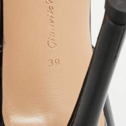 Pre Owned Gianvito Rossi Black PVC and Patent Leather Bree Pumps Size 39