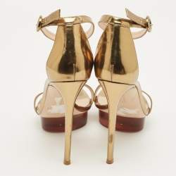 مملوكة مسبقًا Gianvito Rossi Portofino Size 41 Gold Leather Ankle Strap Sandals