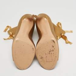 مملوكة مسبقًا حذاء بوت كاحل جيانفيتو روسي أربطة مقدمة مفتوحة ماري ساتان ذهبي مقاس 37.5