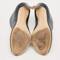 مملوكة مسبقًا Gianvito Rossi High Vamp Size 35.5 Navy Blue Leather Peep Toe Pumps