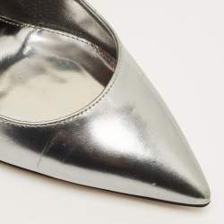 Pre Owned Gianvito Rossi Ankle Cuff Size 35 Silver Patent Leather Pumps