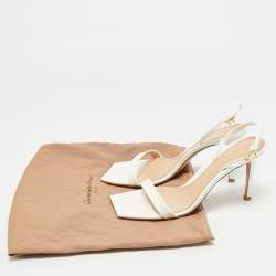 Pre Owned صندل جيانفيتو روسي برباط كاحل جلد و بي في سي بيج مقاس 36