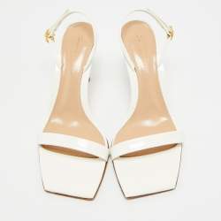 Pre Owned صندل جيانفيتو روسي برباط كاحل جلد و بي في سي بيج مقاس 36