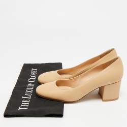 Pre Owned Gianvito Rossi Size 36 Beige Leather  Round  Toe Pumps