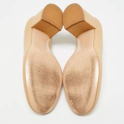 Pre Owned Gianvito Rossi Size 36 Beige Leather  Round  Toe Pumps