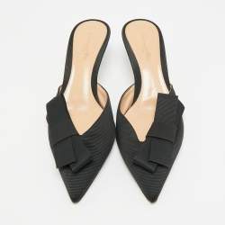 مملوكة مسبقًا Gianvito Rossi Kyoto Bow Size 38.5 Black Canvas Mules