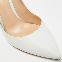 Pre Owned حذاء كعب عالي جيانفيتو روسي جلد أبيض مقاس 38.5