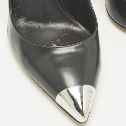 مملوكة مسبقًا حذاء كعب عالي جيانفيتو روسي من الجلد الأسود برأس مدبب مقاس 35