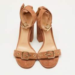 مملوكة مسبقًا صندل بحزام للكاحل بمشبك مقدمة مربعة جيانفيتو روسي شامواه بيج كعب عالي متوسط مقاس 39