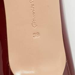 مملوكة مسبقًا Gianvito Rossi Size 39 Burgundy Elastic and Patent Leather Slingback Pumps