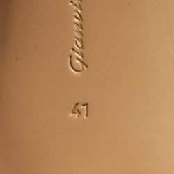 Pre Owned Gianvito Rossi Paneled Size 41 Multicolor Mesh and Patent Leather Pumps