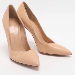 Pre Owned Gianvito Rossi Size 34.5 Beige Leather Pumps