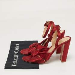 مملوكة مسبقًا Gianvito Rossi Size 41 Red Satin Ankle Knot  Sandals