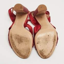 مملوكة مسبقًا Gianvito Rossi Size 41 Red Satin Ankle Knot  Sandals