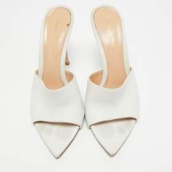 مملوكة مسبقًا Gianvito Rossi Alise Size 38 White Leather Slide Sandals