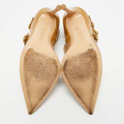 Pre Owned حذاء كعب عالي جيانفيتو روسي جلد لامع بيج متقاطعة بمقدمة مدببة مقاس 37.5