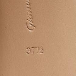 Pre Owned صندل جيانفيتو روسي بيتي بي في سي شف اف مزخرف كريستال نعل سميك مقاس 37.5 