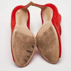 مملوكة مسبقًا Gianvito Rossi Vamp Size 37 Bright Red Suede Peep Toe Ankle Booties