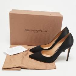 مملوكة مسبقًا Gianvito Rossi Gianvito 105 Size 37.5 Black Satin Pumps
