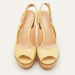 Pre Owned Gianvito Rossi Size 37 Light Yellow Patent Leather Cork Platform Wedge Slingback Sandals