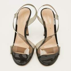 مملوكة مسبقًا Gianvito Rossi Metropolis Size 36 Black PVC Slingback Sandals