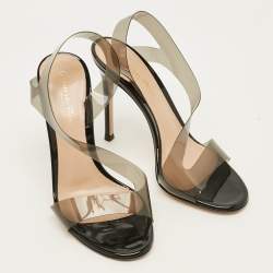مملوكة مسبقًا Gianvito Rossi Metropolis Size 36 Black PVC Slingback Sandals